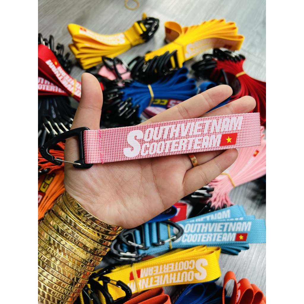 Dây Móc Khóa Chữ South VietNam nhiều màu sắc