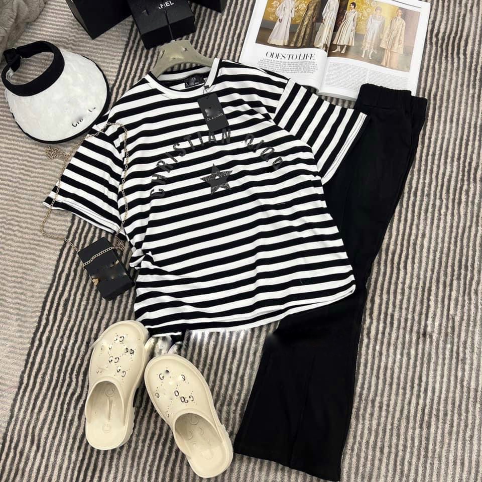 Set bộ kẻ + quần ống loe Jullie.De' Clothing