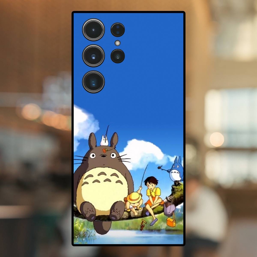 Ốp lưng điện thoại Samsung S23 Ultra viền đen Totoro dễ thương