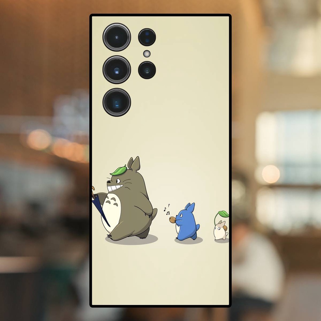 Ốp lưng điện thoại Samsung S23 Ultra viền đen Totoro dễ thương