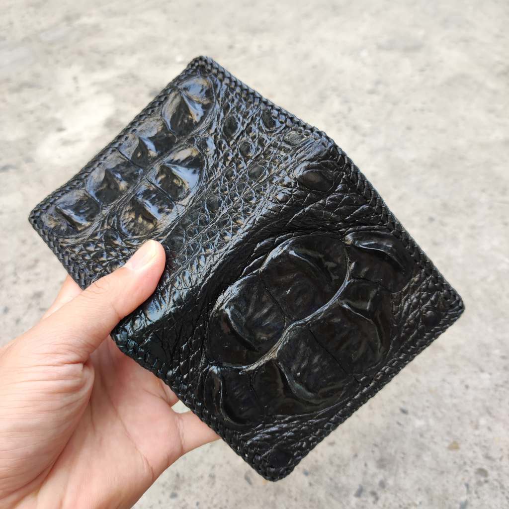 TUYỆT PHẨM.. Ví gù cá sấu SIÊU LỚN siêu bền. 2 mặt da cá sấu cao cấp!