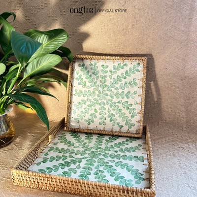 Khay mây khảm trai hình vuông ONGTRE có tay cầm đựng hoa quả, decor dùng cho nhà hàng khách sạn resort