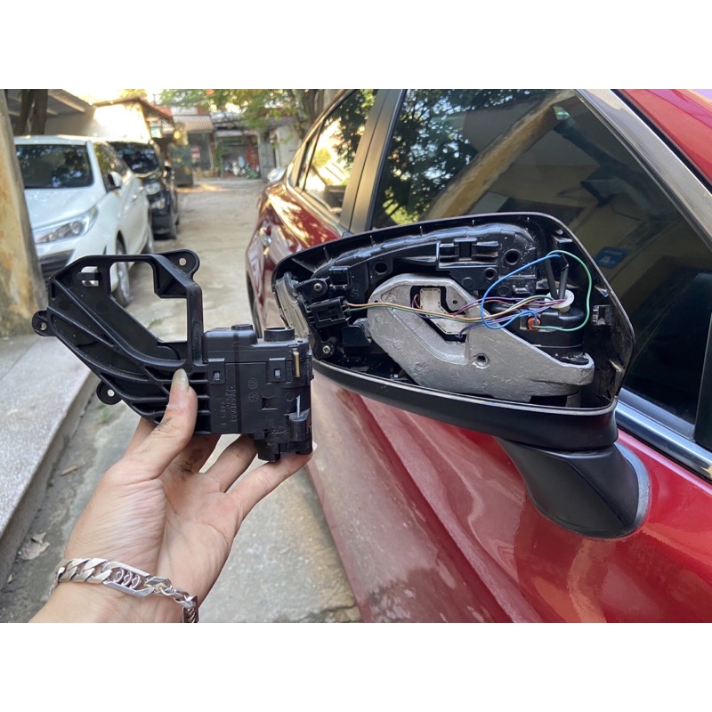 Moter gương xương nhôm cho Mazda , fix lỗi cụp xoè