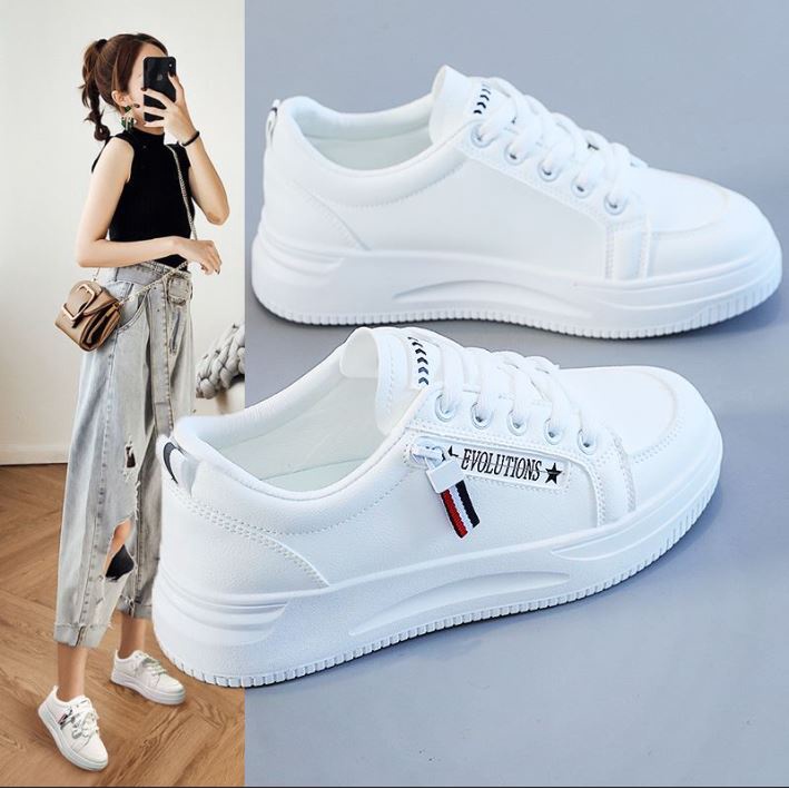 Giày sneaker nữ phối khóa cá tính cực nhẹ và êm
