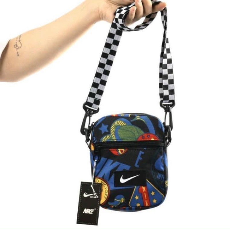 Túi đeo chéo Nike xuất dư