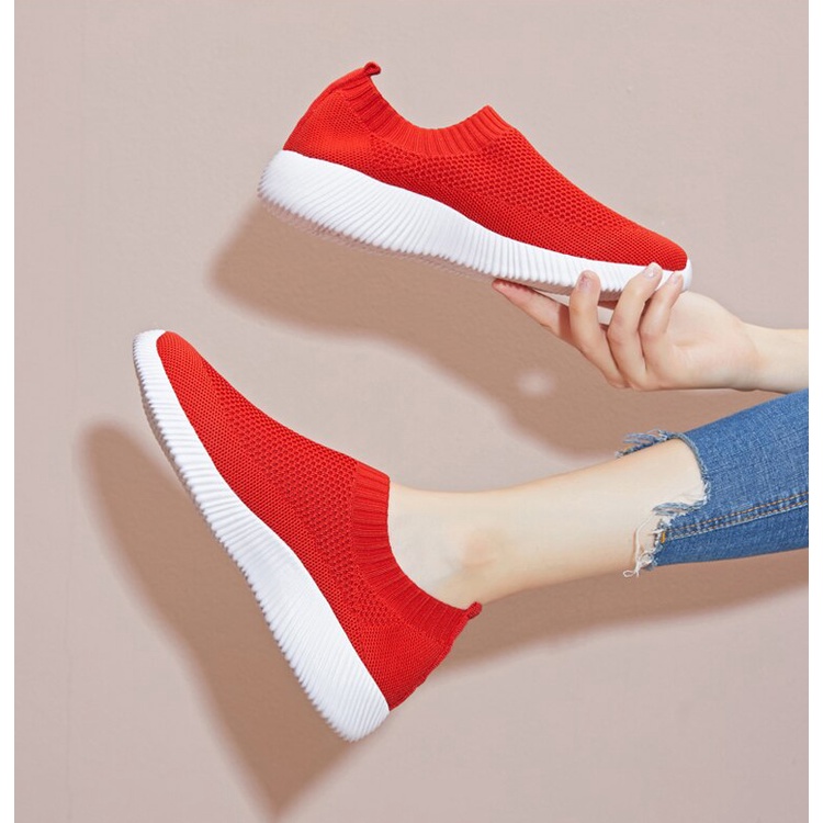 Giày lười bé trai bé gái đế cao su êm chân cho trẻ size từ 30-38