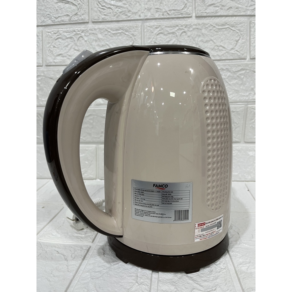Ấm đun nước siêu tốc Famco 1.7L