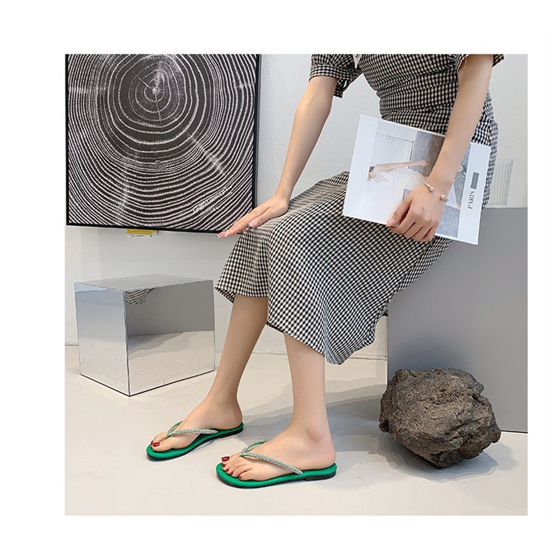 One more shoes⭐Dép Sandal Kẹp Ngón Đế Phẳng Đính Đá Màu Kẹo Phong Cách Hàn Quốc Cho Nữ