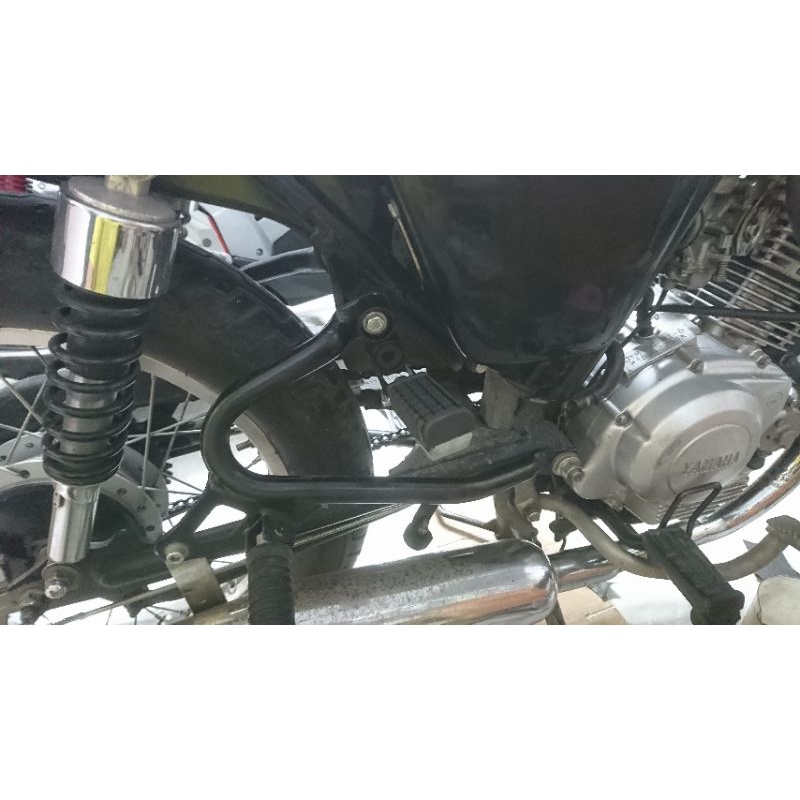 Gác chân gập lên xuống cho trẻ em, lắp cho Yamaha YB125