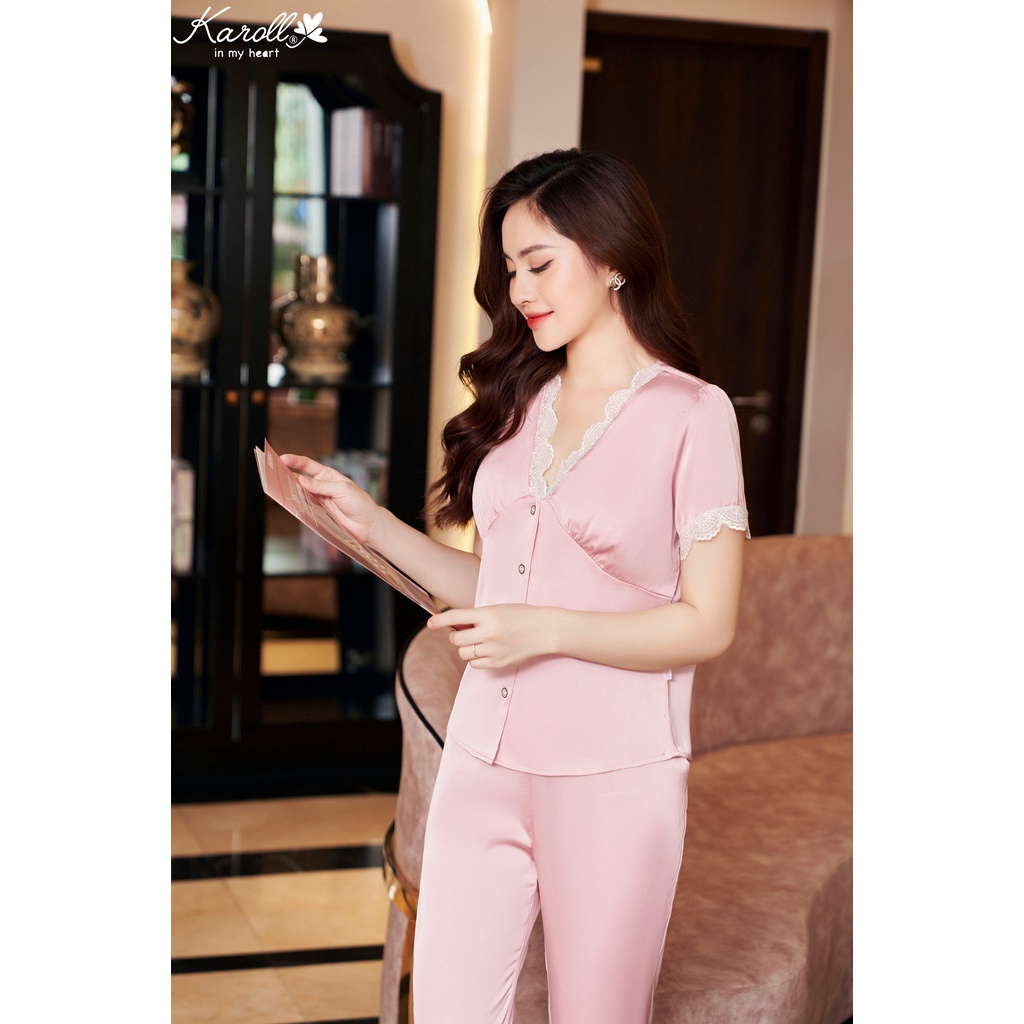 Bộ lụa trơn Karoll kẹp ren quần dài tay cộc NH23.017