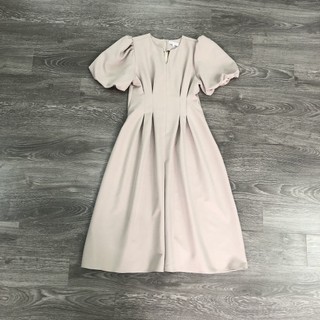 Đầm WH tay bồng cổ tròn xẻ V