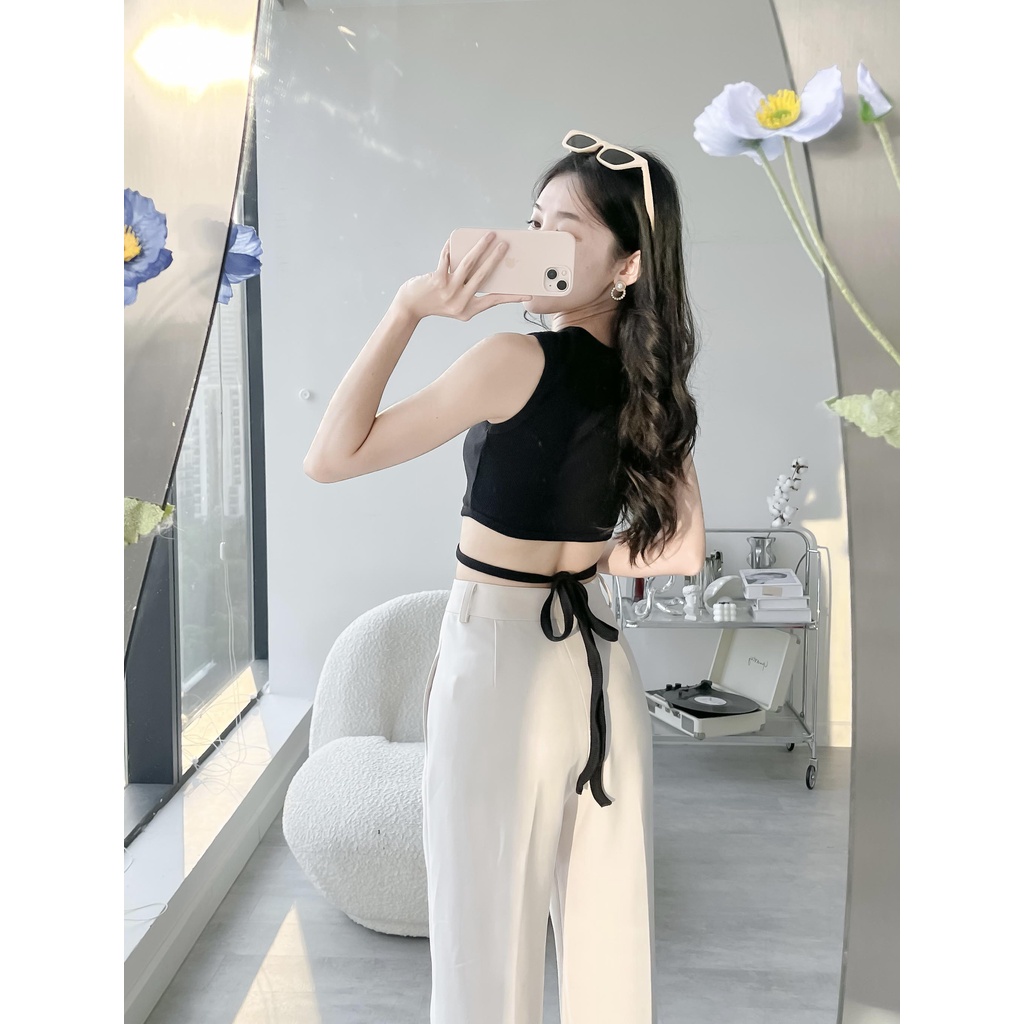 Áo croptop thun sát nách cổ tròn, thắt dây vòng eo thời trang GAGO màu đen GA4308