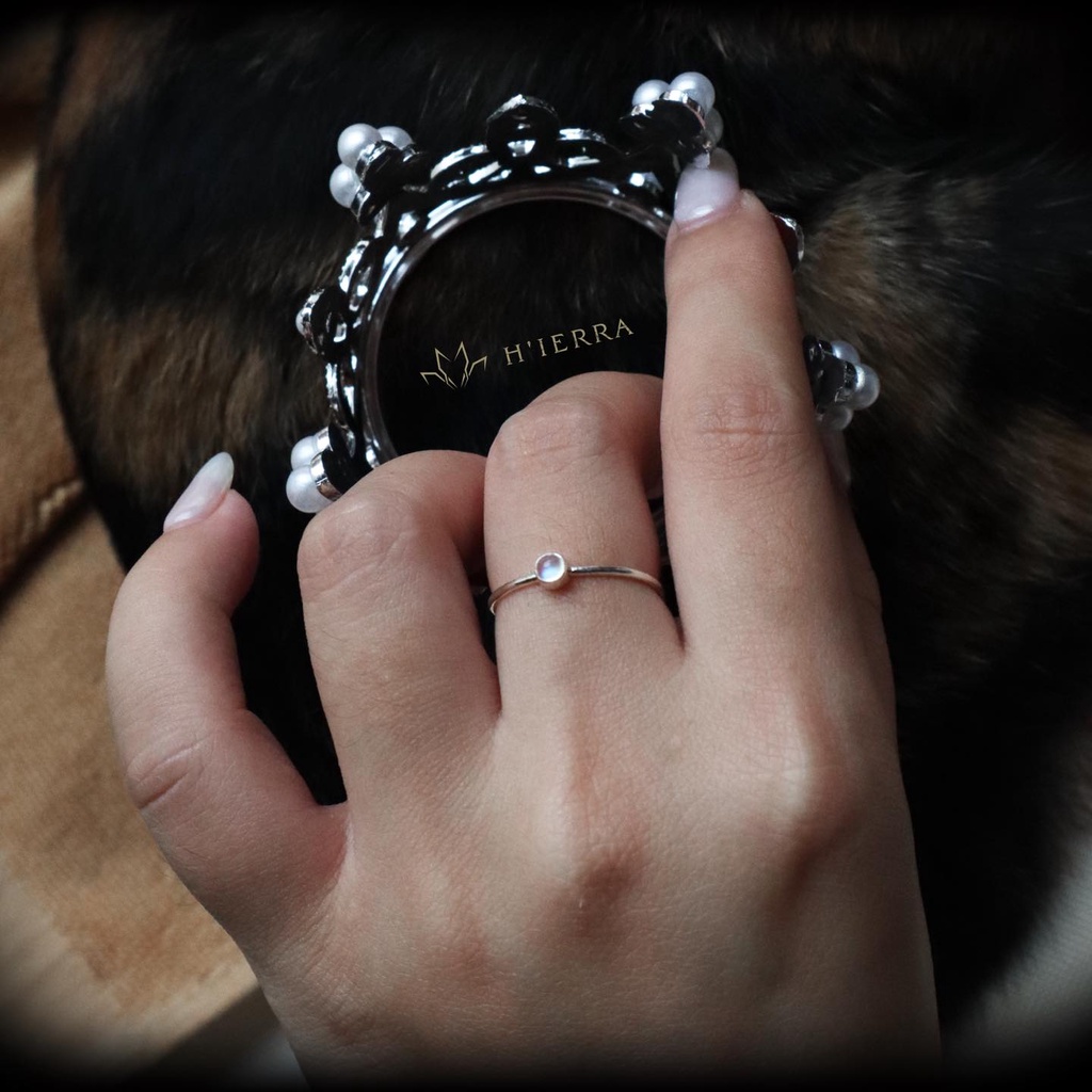 Nhẫn bạc nữ H'ierra Water Ring miniver đính đá Moonstone/ Perdiot/ Spinel