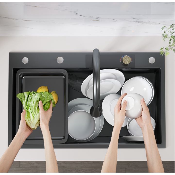 Chậu rửa chén một hố lớn inox 304 phủ Nano Đen Cao Cấp 75x45cm GỒM VÒI THÁC NƯỚC