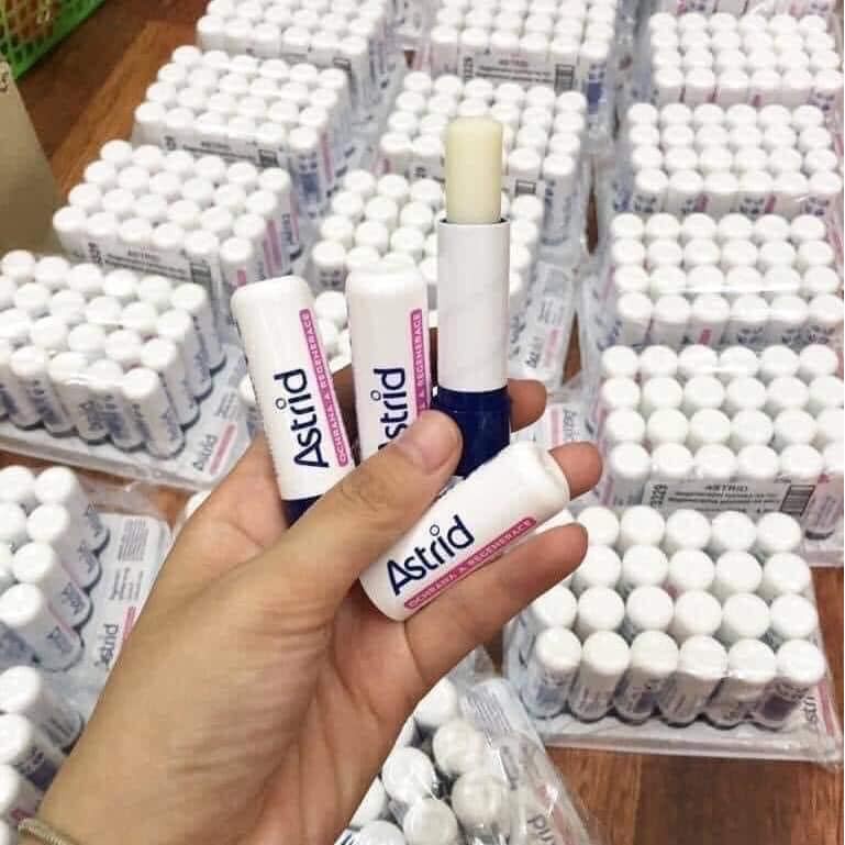 SON DƯỠNG Astrid tái tạo môi từ mỡ hươu ASTRID