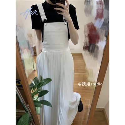 Set Áo Thun Đen Và Chân Váy Yếm Dài Xếp Ly Phong Cách Hàn Quốc Thời Trang Xuân Hè Xinh Xắn Cho Nữ