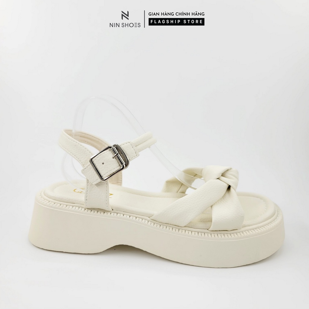Dép lê nữ Ninshoes mũi tròn đế răng cưa nơ thắt nút quai cài khuy ở hông tiện lợi