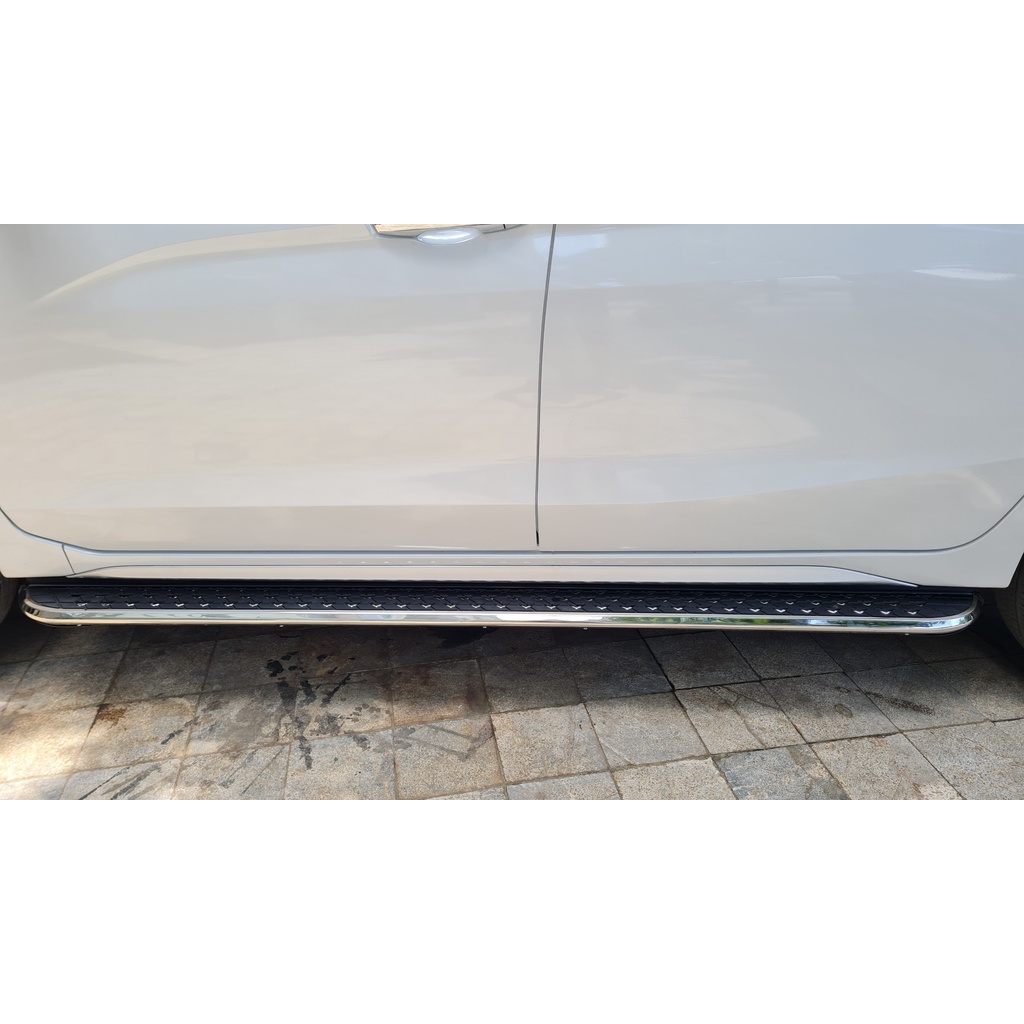 Bậc lên xuống, bệ bước chân ô tô Xpander. Mẫu nhôm đúc KN