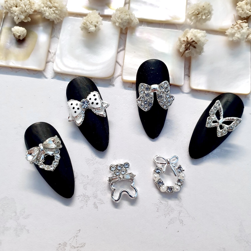 Charm nail gắn móng đính móng trang trí móng tay nghệ thuật bằng hợp kim các mẫu hottrend màu bạc