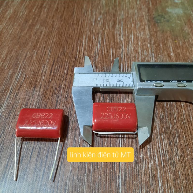Tụ mica 225j630v