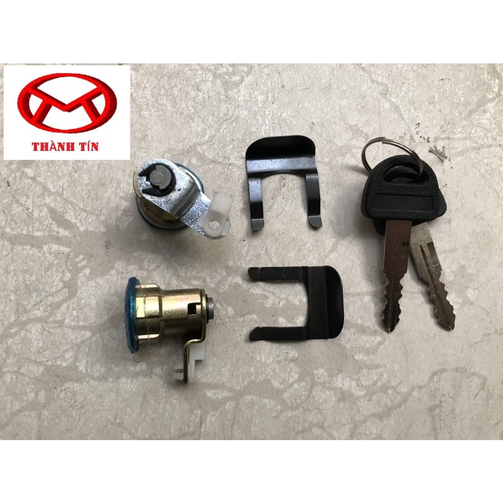 Ổ khóa cánh cửa Trước suzuki cóc ,suzuki 5 tạ /thaco/vinaxuki