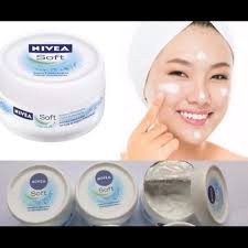Kem dưỡng ẩm Nivea Soft 200ml