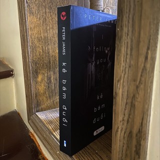Sách - Kẻ Bám Đuổi (Peter James)