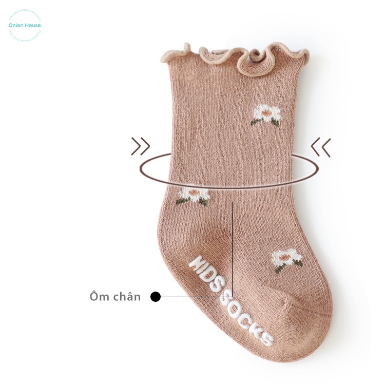 Tất ngắn họa tiết vintage bé gái