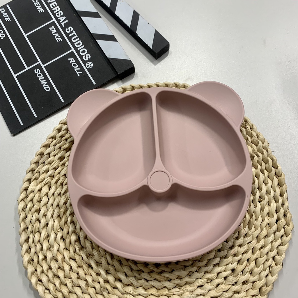 khay cho bé ăn dặm silicon cao cấp hình gấu 3 nút hít đế chân không, kích thước 19x19cm