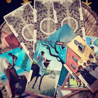 Bộ Bài In Between Tarot Booklet (Guu Tarot Shop)