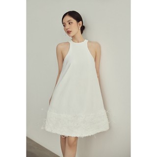 Martha ( Trắng ) - Đầm Lụa Phối Ren Đính Lông Vũ - XIPI