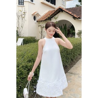 Martha ( Trắng ) - Đầm Lụa Phối Ren Đính Lông Vũ - XIPI