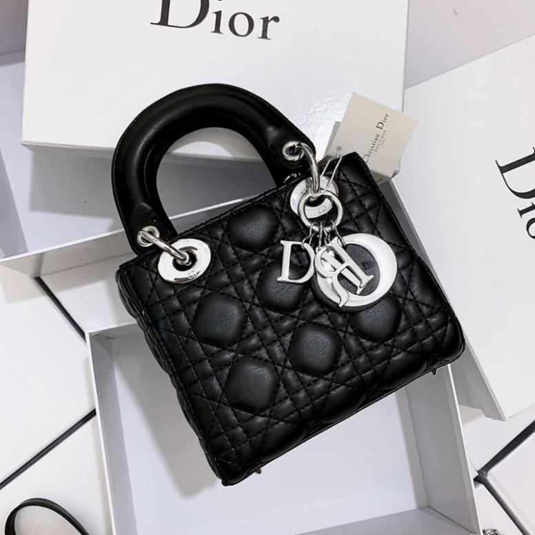 Siêu Rẻ - DI O Lady Bản 3 Ô Da Lì Khóa Bạc Full Box Siêu Đẹp