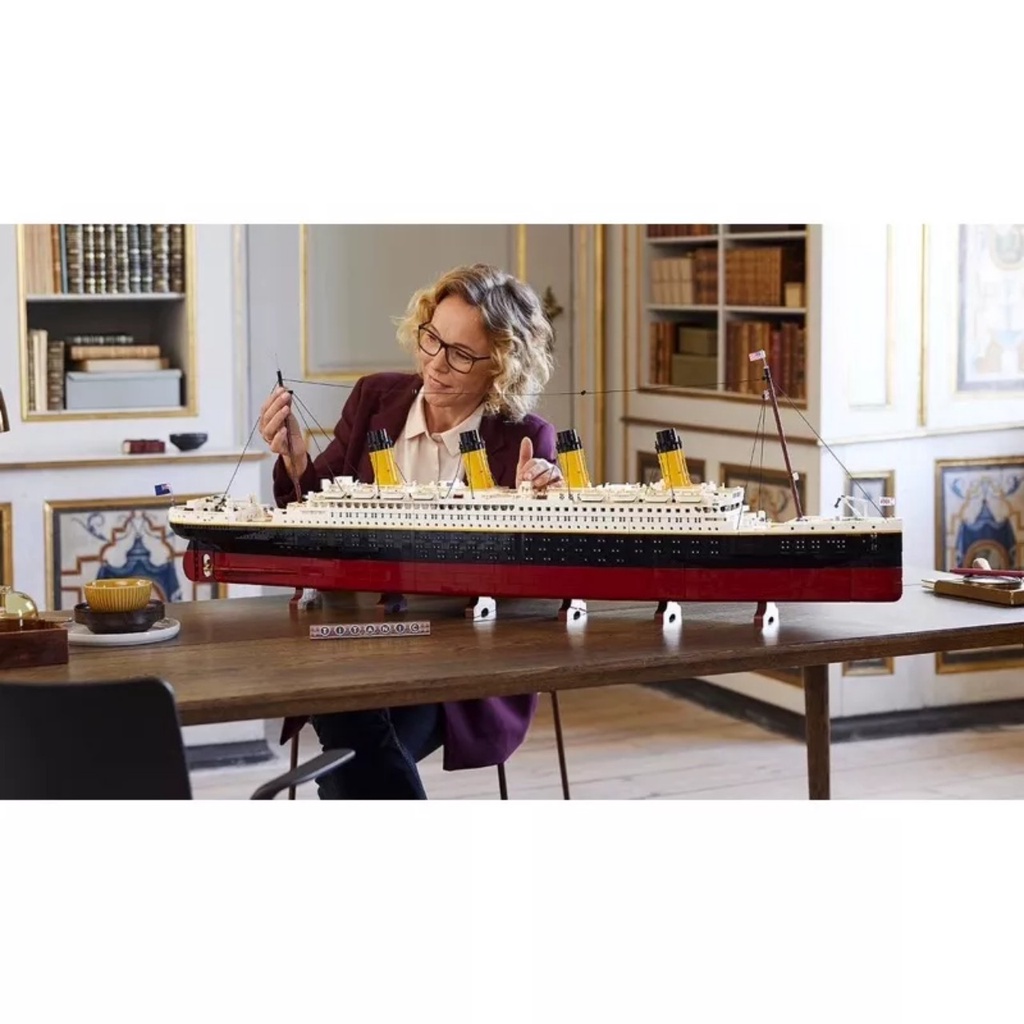 Đồ chơi Lắp Ráp 10294 - Leji 82996