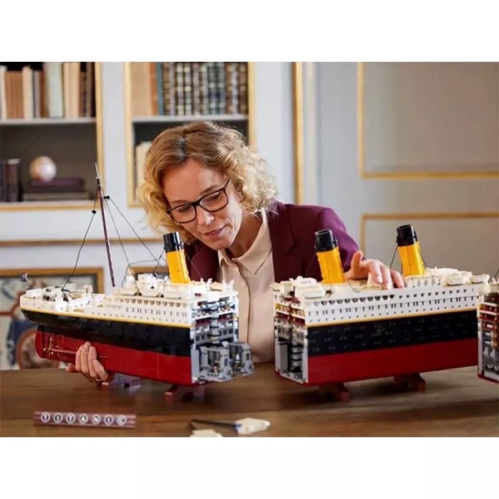 Đồ chơi Lắp Ráp 10294 - Leji 82996