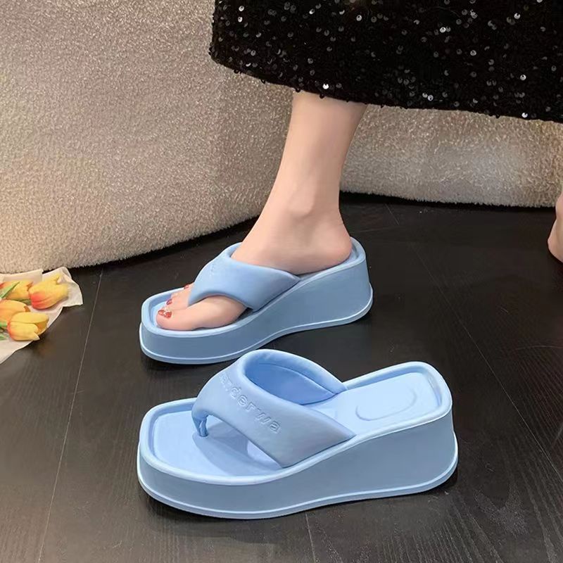 Dép bánh mì Dép đi biển thời trang mới