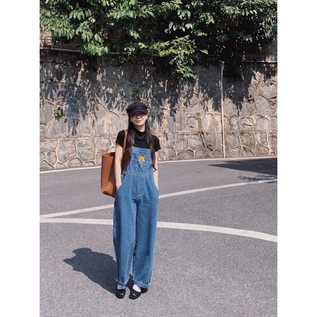 Quần yếm Jeans nữ JOLII.SG ống rộng hình gấu Pooh trẻ trung, năng động - thích hợp đi chơi, dạo phố