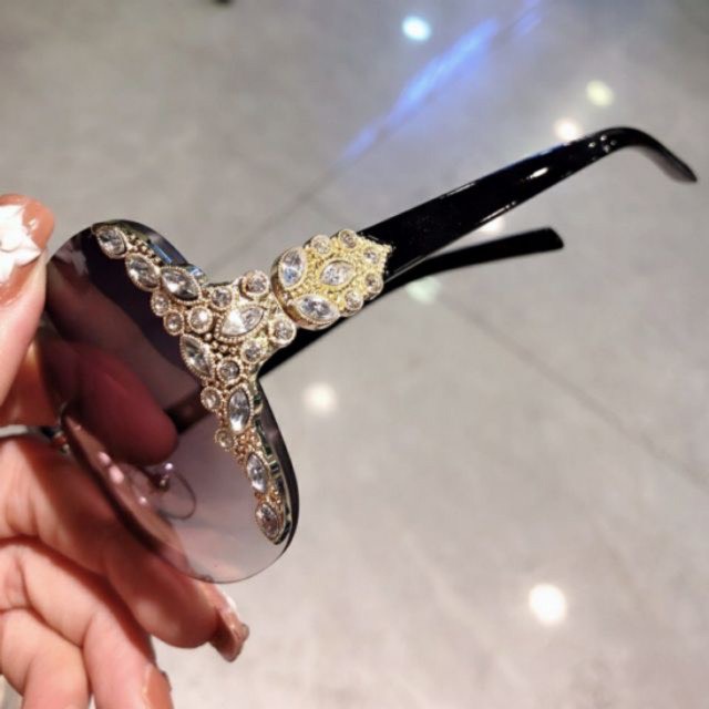 Combo sỉ 10 chiếc kính ốc pha lê ko viền đính đá cao cấp thời trang cho nữ Bự Store