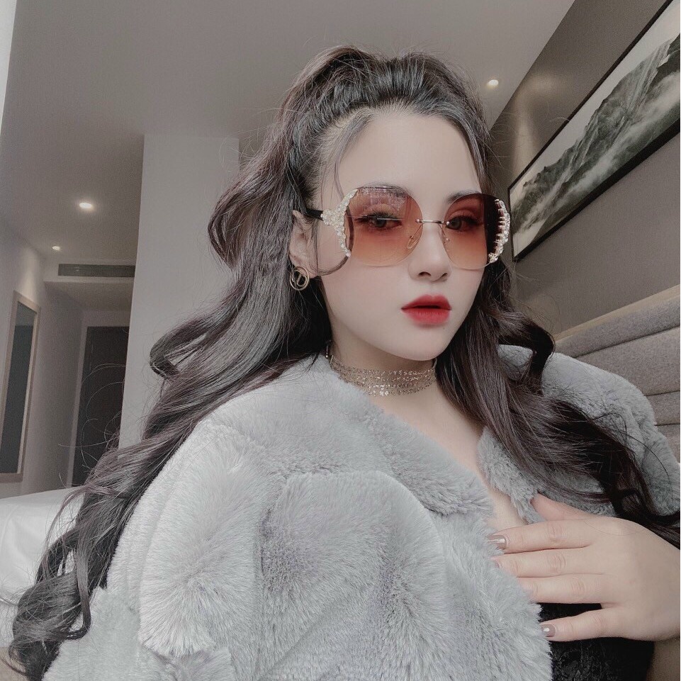 Combo sỉ 10 chiếc kính ốc pha lê ko viền đính đá cao cấp thời trang cho nữ Bự Store