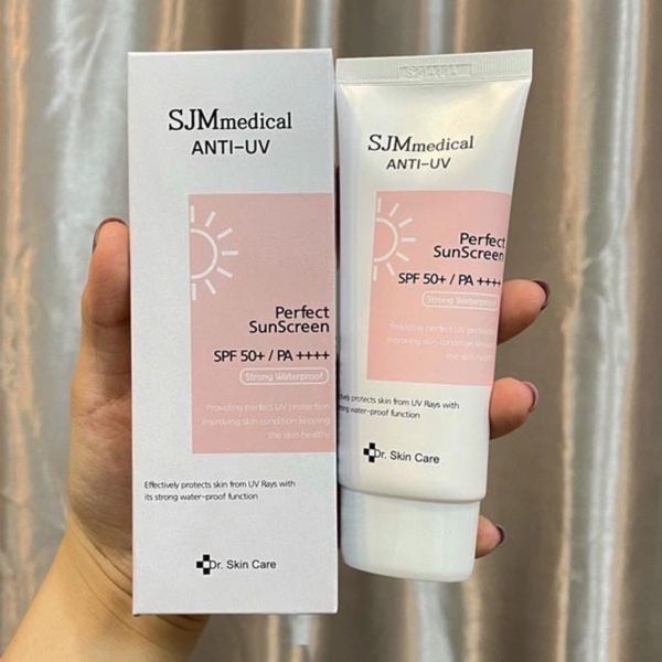 Kem Chống Nắng Kiểm Soát Dầu Nhờn Nâng Tone SJM MEDICAL ANTI SUNCREAM