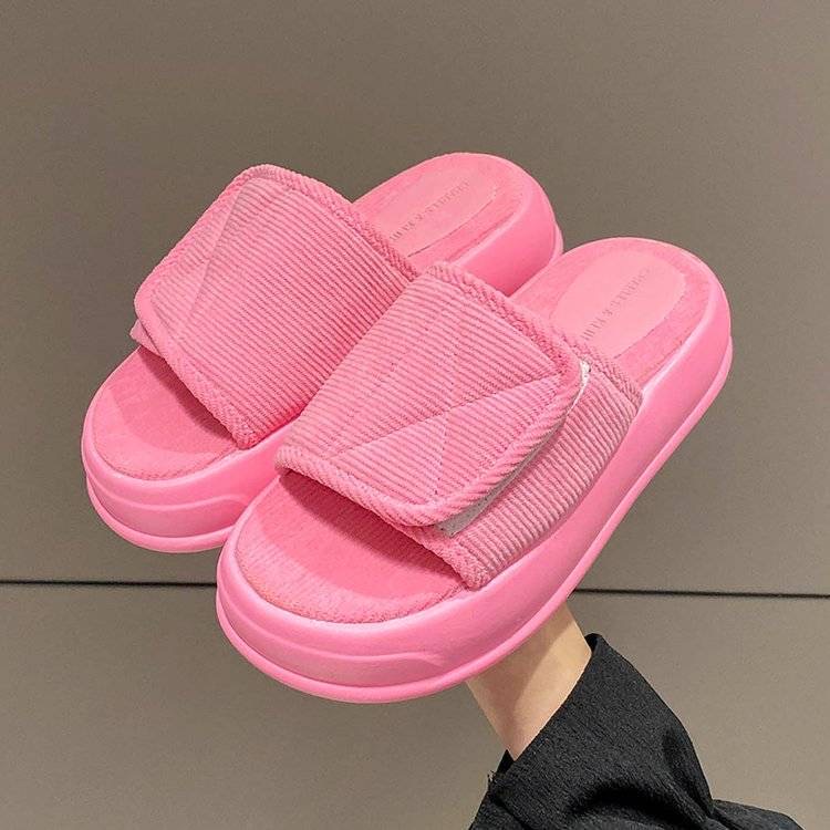 Dép bánh mì Dép lê ma thuật đế dày phong cách