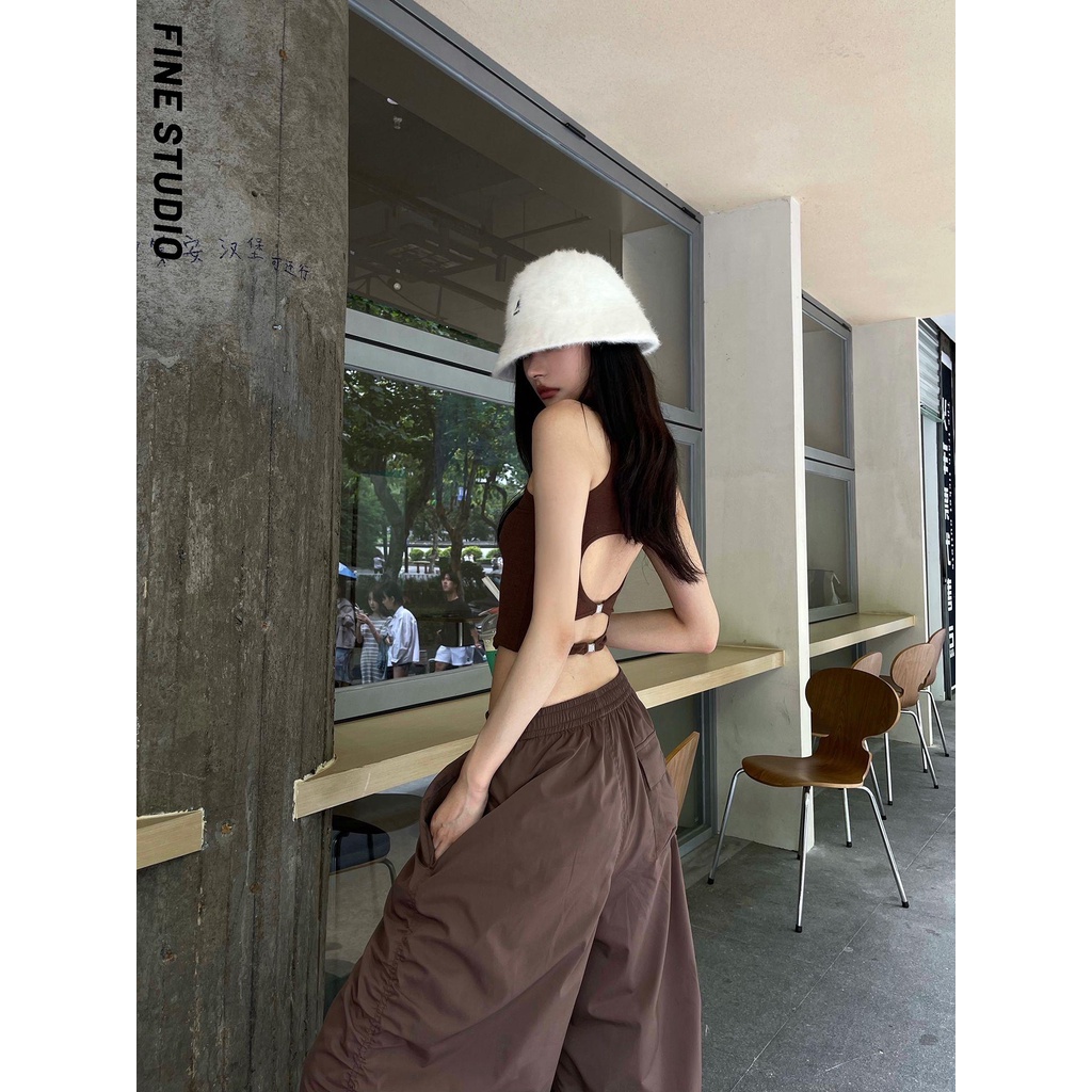 Áo Dệt Kim Sát Nách Dáng Chữ I Khoét Vai Màu Nâu Cho Nữ