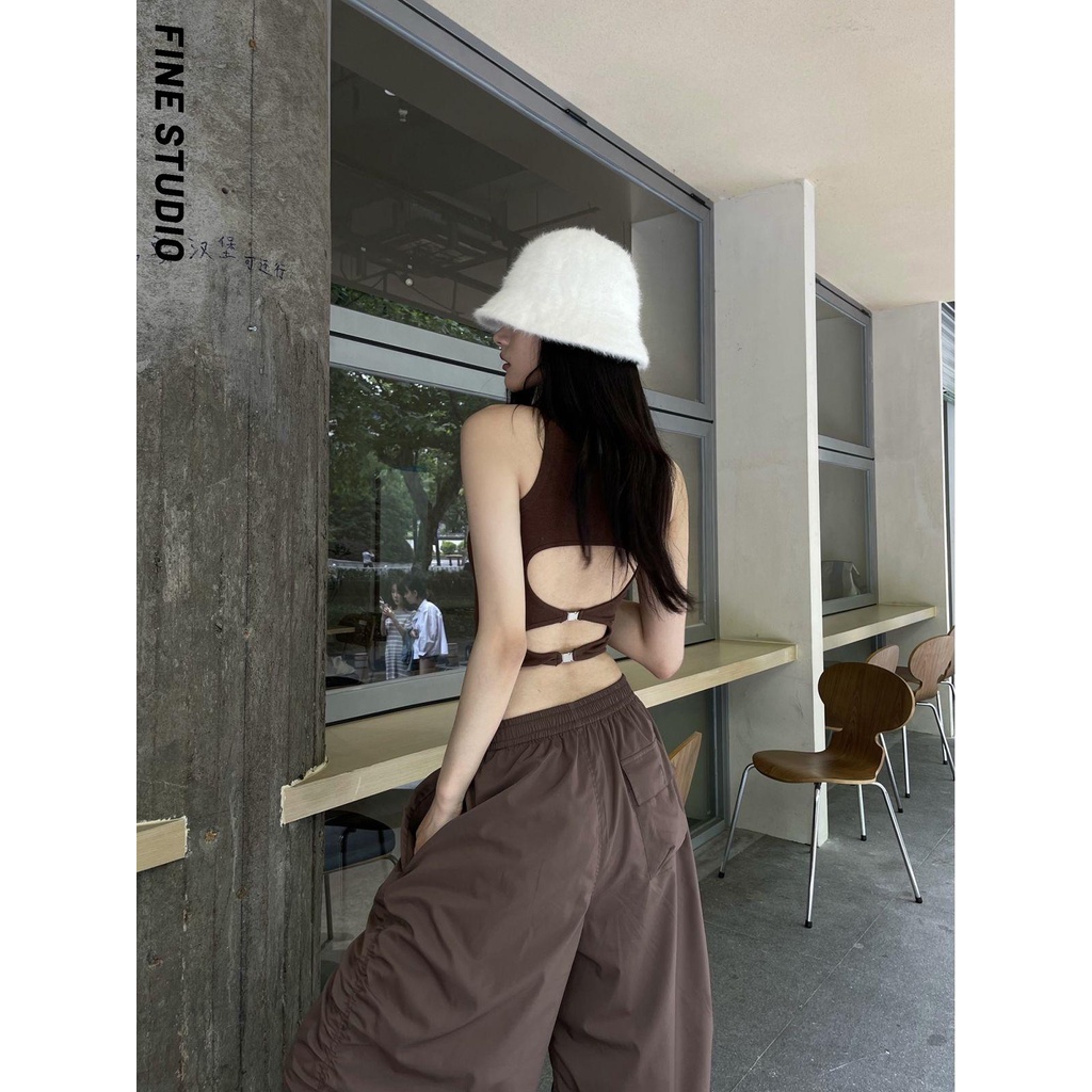 Áo Dệt Kim Sát Nách Dáng Chữ I Khoét Vai Màu Nâu Cho Nữ