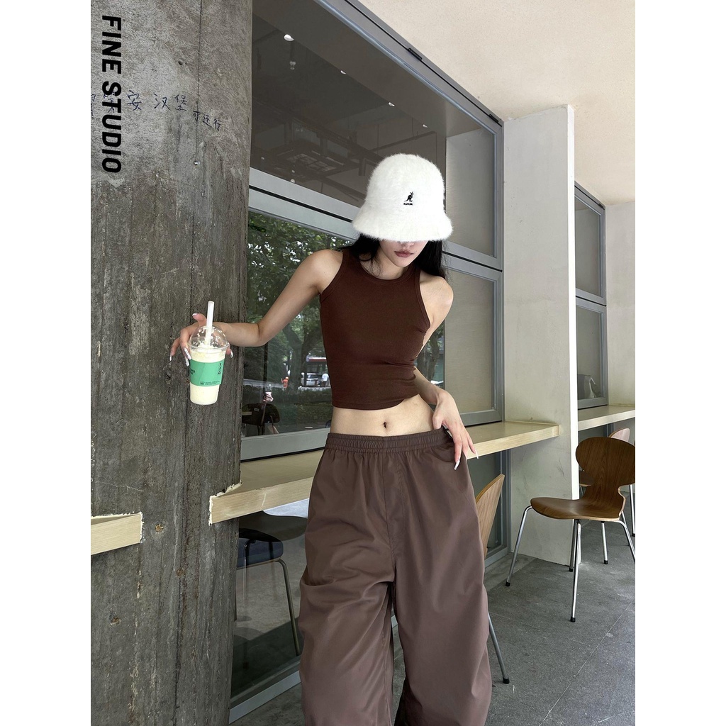 Áo Dệt Kim Sát Nách Dáng Chữ I Khoét Vai Màu Nâu Cho Nữ