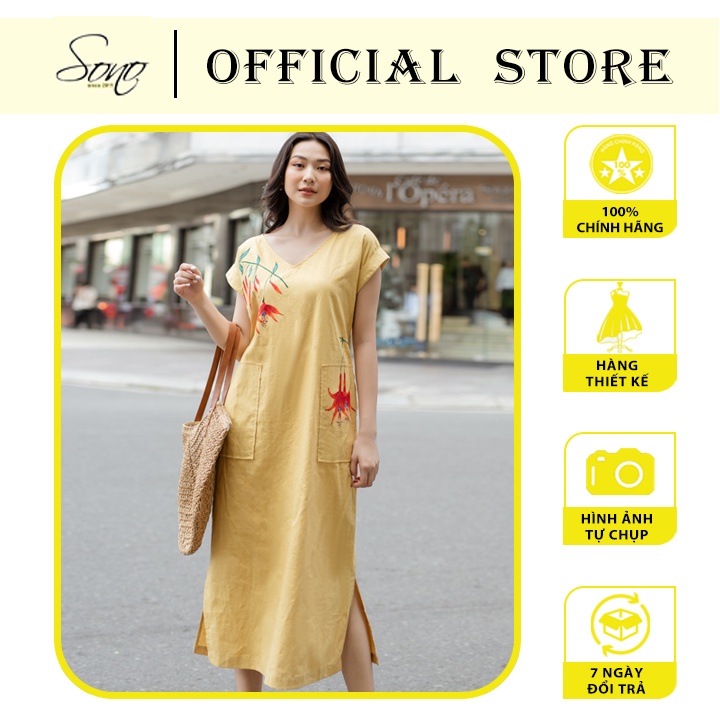 Sono - Đầm Chất Liệu Linen Vàng Vẽ Tay Thủ Công Hoa Đỏ Dáng Suông Dài Nhẹ Nhàng