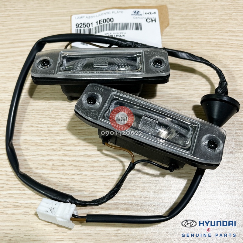 Đèn soi biển số các dòng xe HYUNDAI: Accent, Elantra, Santafe .... Nhập khẩu chính hãng HYUNDAI MOBIS Hàn Quốc