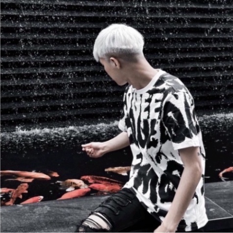 Áo Thun Nam Nữ In kín Hình QUEEN Siêu Hot. Áo Phông Nam Nữ Unisex Form rộng hàng quảng châu. | BigBuy360 - bigbuy360.vn