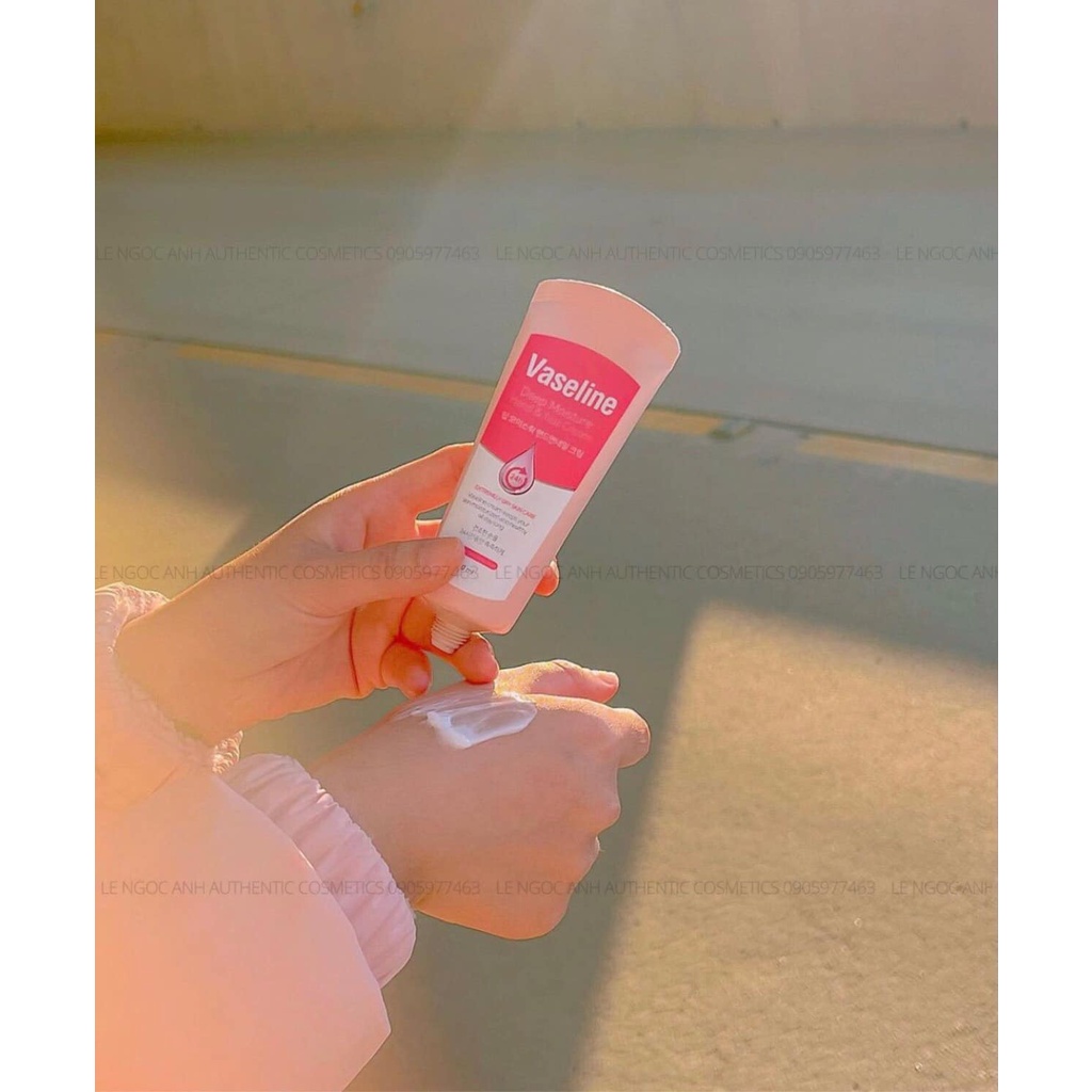 Kem Dưỡng Da Tay Vaseline 24h Deep Moisture Hand & Nail Cream 60ml