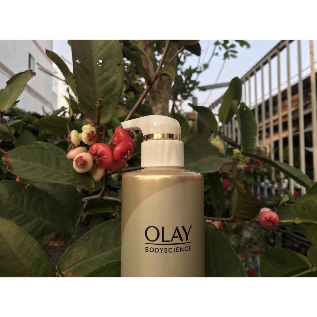 Sữa tắm Olay Thái Lan vitamin C, B3 làm trắng da 500 ml
