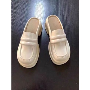 Sục thể thao nữ độn đế gót vuông 5 phân mũi tròn